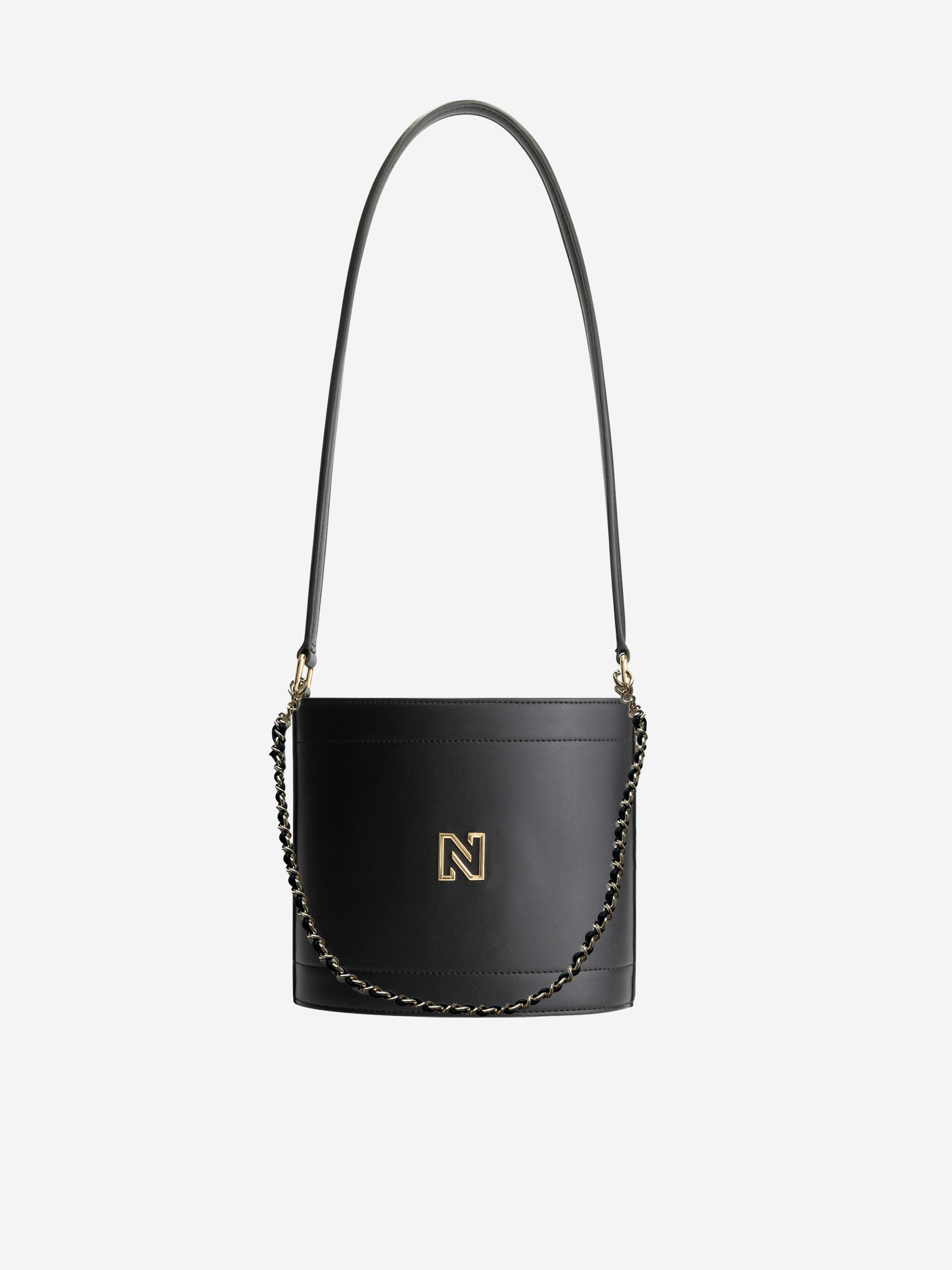 Bucket bag with chain