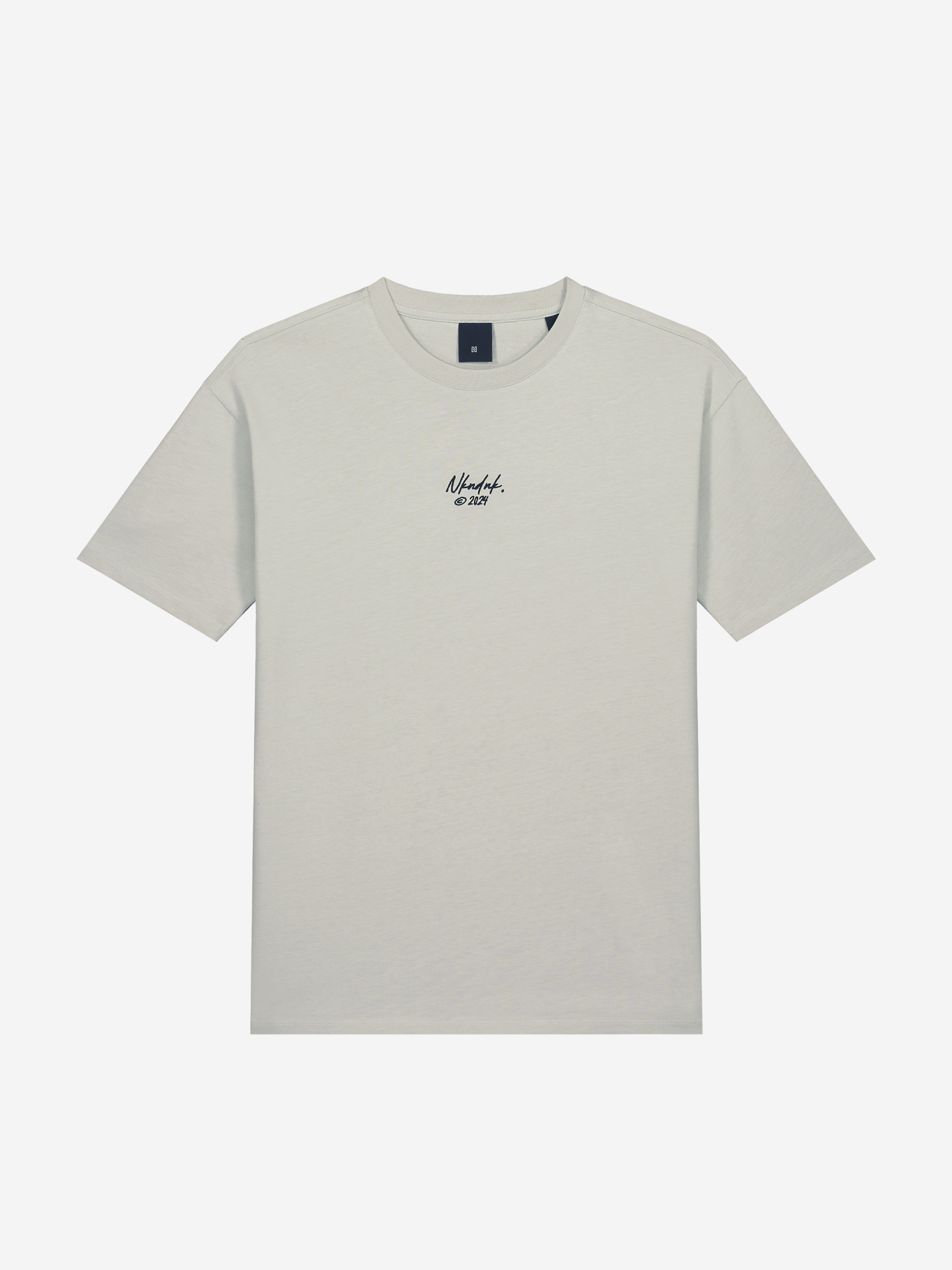 T-shirt with embroidery logo